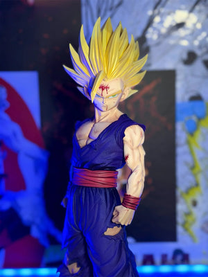 Action figure Gohan SSJ2 Dragon Ball Z ultra dettagliata, capelli gialli, vestito strappato