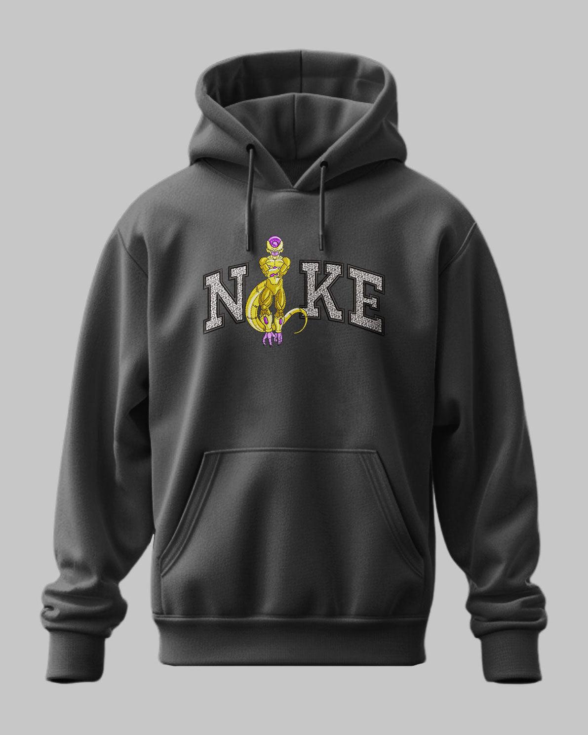 Felpa nera con stampa Golden Freezer Dragon Ball e scritta NOKE, stile anime streetwear.