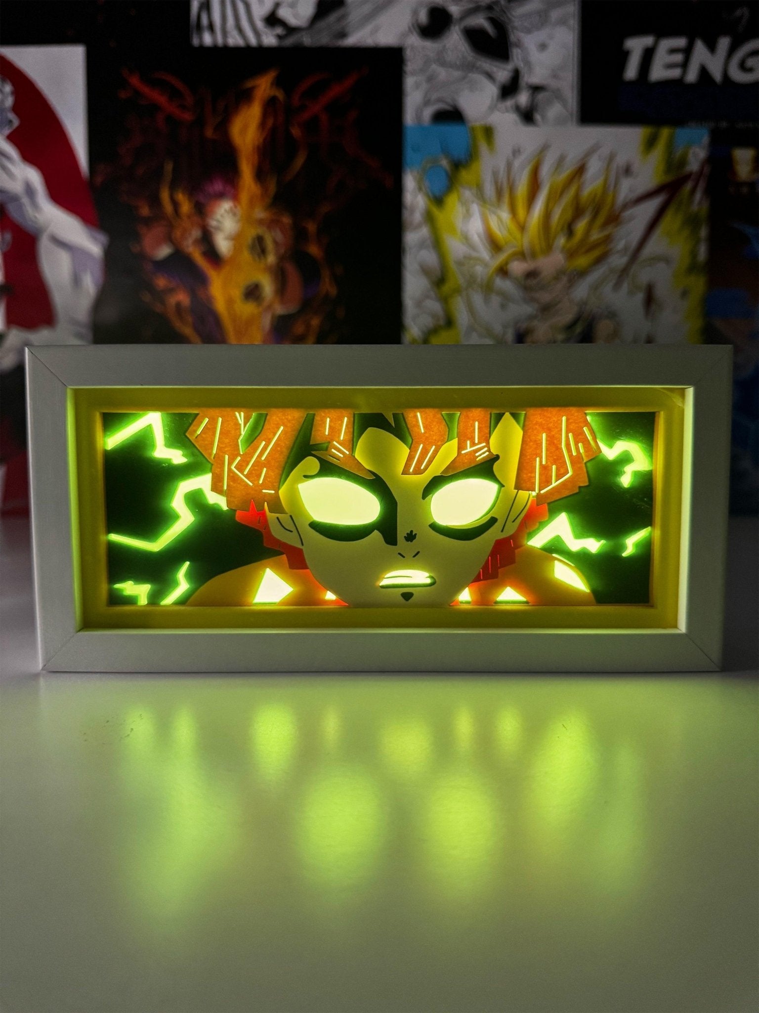 Lampada light box anime Zenitsu Demon Slayer con effetto luminoso giallo e verde