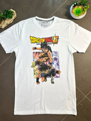 Maglietta bianca Dragon Ball Super con Goku e Bardock stampati, stile anime giapponese.