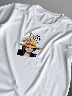 Maglietta bianca con stampa Luffy One Piece, cappello di paglia e design anime colorato.
