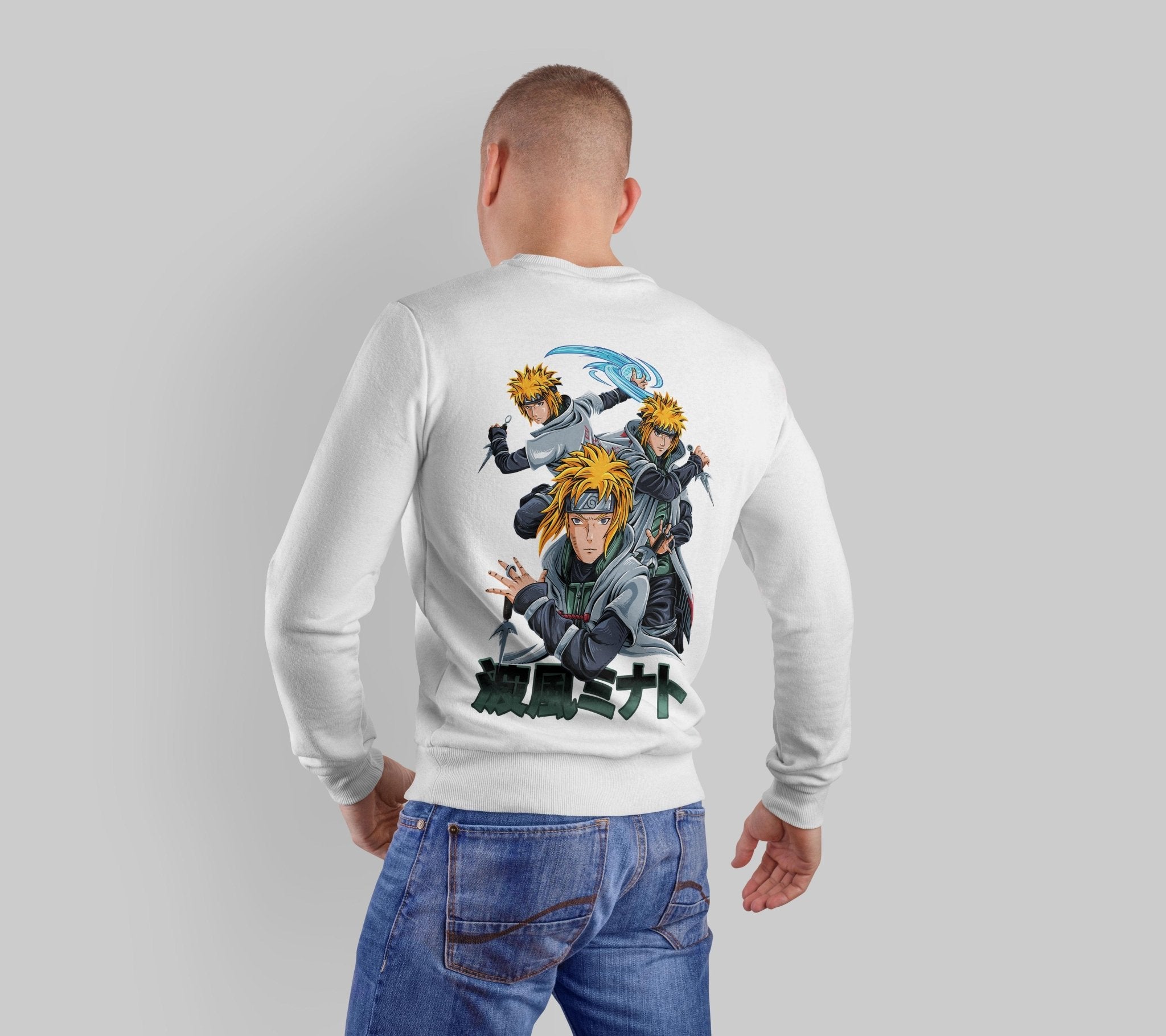 Felpa bianca con stampa anime di Minato, stile Naruto, indossata da uomo di spalle.