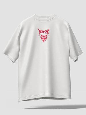 T-shirt bianca anime con stampa rossa frontale ispirata a Berserk e Guts, stile minimal.