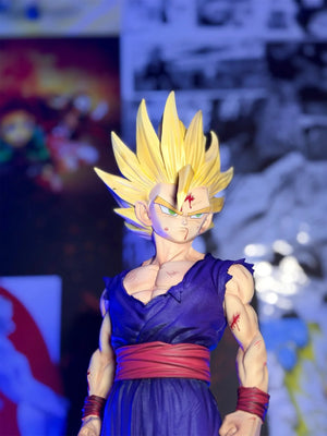 Action figure Gohan SSJ2 Dragon Ball Z, dettagli ultra realistici, capelli gialli, abiti strappati