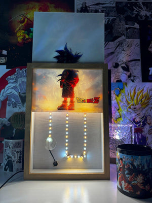 Lampada LED con Goku silhouette, artwork Dragon Ball Z, decorazione anime per camera.