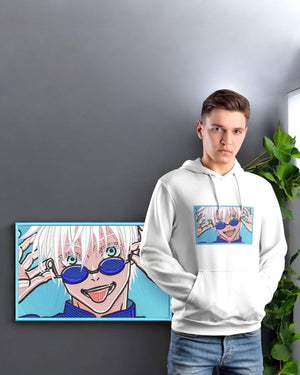 Felpa bianca con stampa anime Gojo Satoru di Jujutsu Kaisen, indossata da un ragazzo