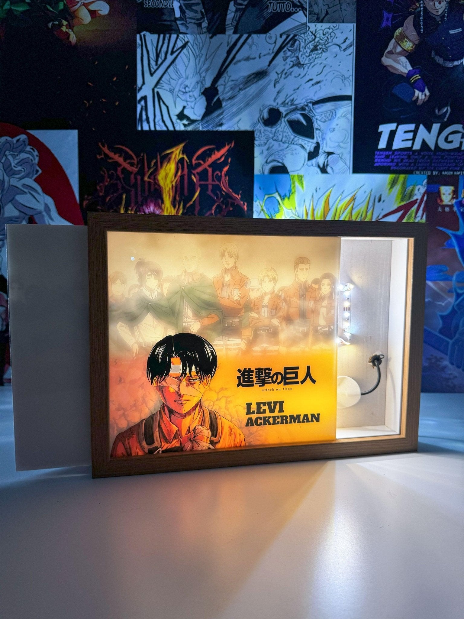 Levi Ackerman LED Light Painting Lamp Artwork - Shingeki no Kyojin - Otaku Craft