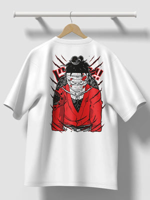 Maglietta bianca con stampa anime ispirata a Luffy di One Piece, stile pirata dark, dettagli rossi.