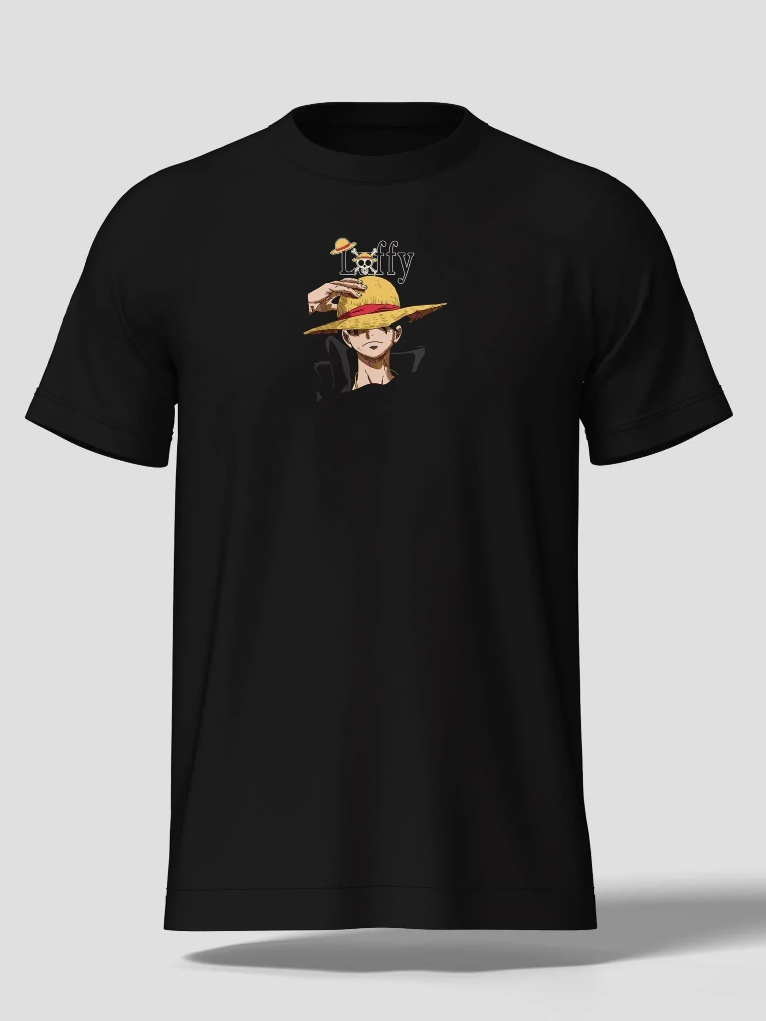 Maglietta nera con stampa Luffy One Piece, cappello di paglia e logo pirate anime.