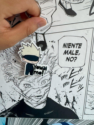 Portachiavi anime Satoru Gojo Jujutsu Kaisen su manga bianco e nero, scritta Yowai Mo!