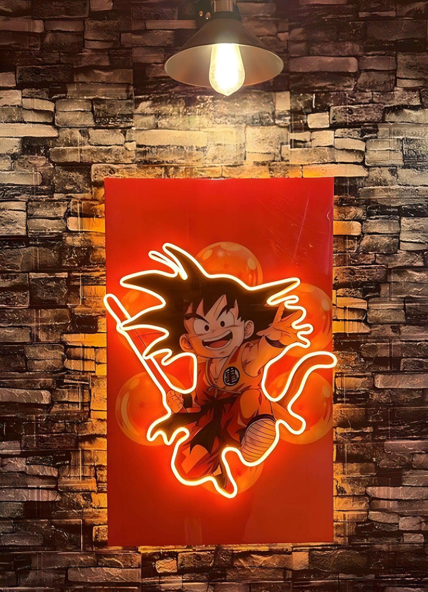 Quadro decorativo neon flex con personaggio anime in posa dinamica su sfondo arancione, stile pop art