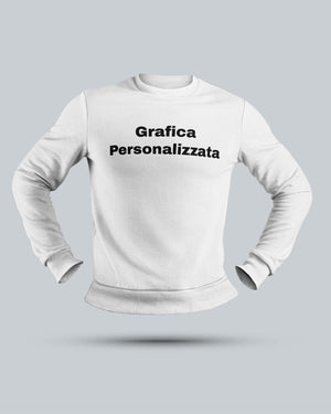 Felpa bianca personalizzata con scritta Grafica Personalizzata su sfondo grigio