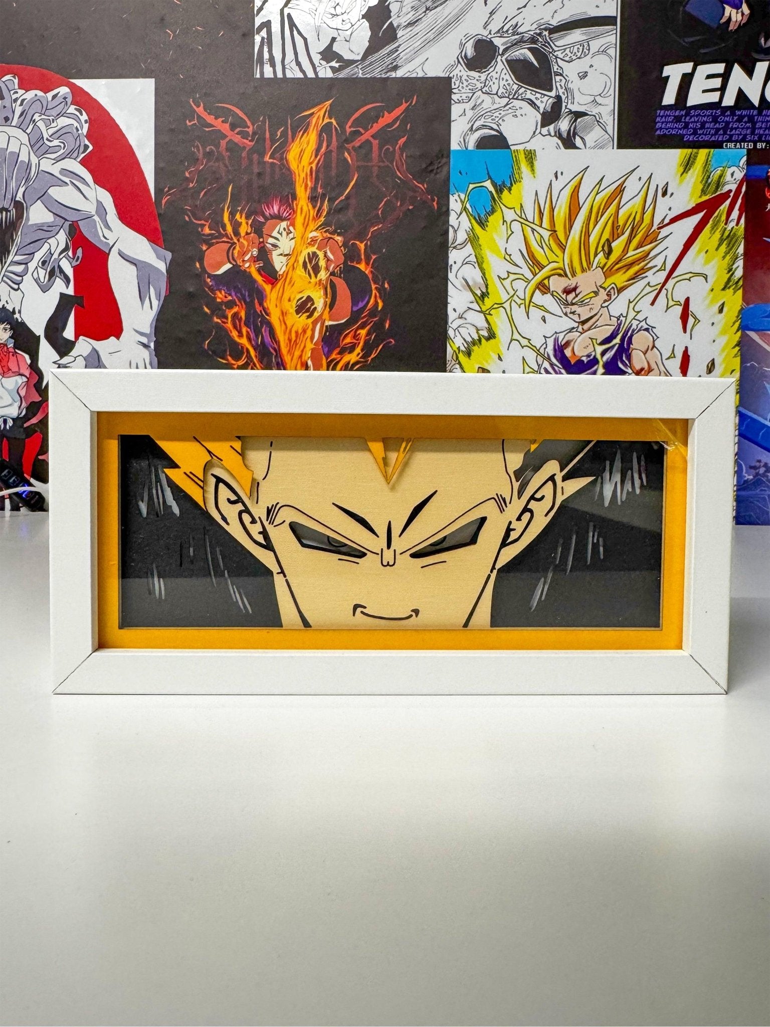 Light box LED con Vegeta, stile anime, cornice bianca, decorazione otaku